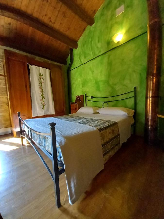 Casina La Quercia Lejlighed Santa Sofia Eksteriør billede